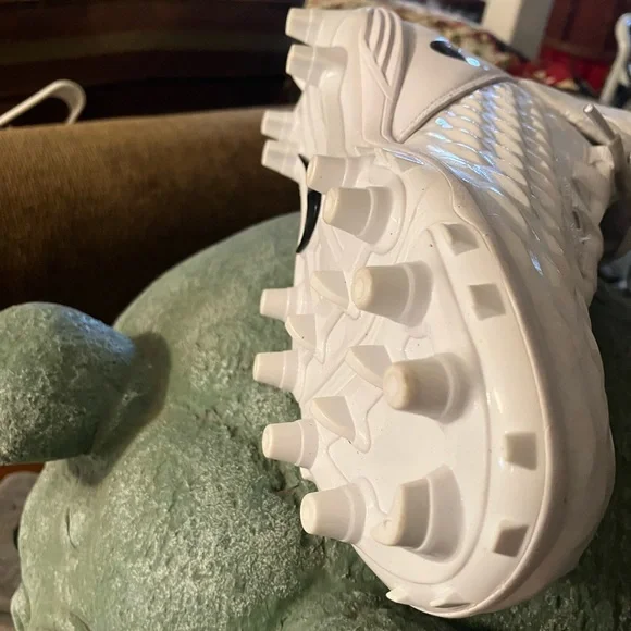 Nike Men’s Force Savage Varsity 2 High Top Football Cleats White Propulsion 7.5 - Picture 7 of 8
